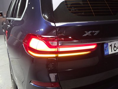 2022 BMW X7 — фото 10