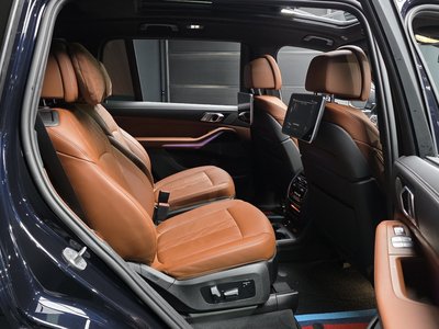 2022 BMW X7 缩略图 18