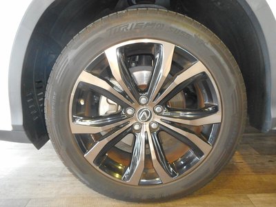 صورة 10 لـ 2021 Lexus RX