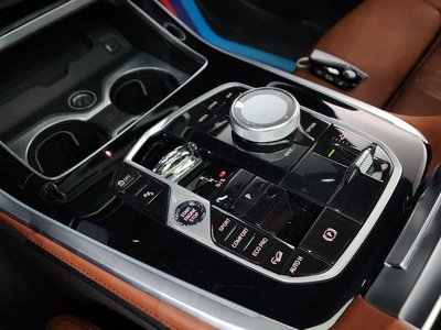 BMW X7 - 9