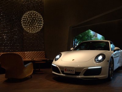 PORSCHE 911 - 10