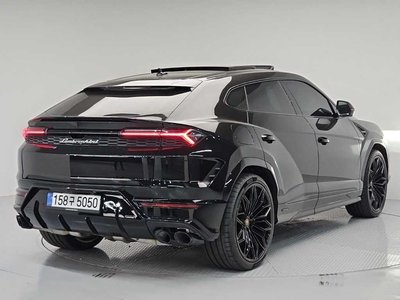 صورة 3 لـ 2026 Lamborghini URUS