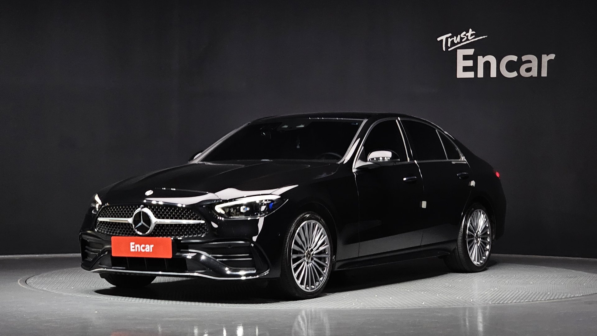 MERCEDES-BENZ C-CLASS - View 1