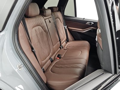 2023 BMW X5 — миниатюра 17