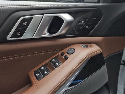2023 BMW X5 — миниатюра 34