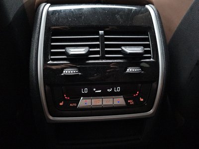 2023 BMW X5 — миниатюра 32