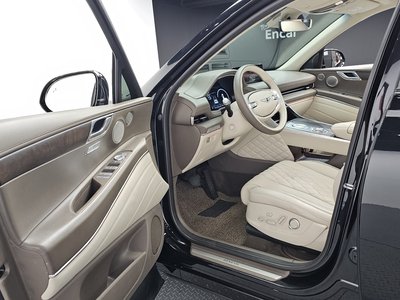 GENESIS GV80 - 10