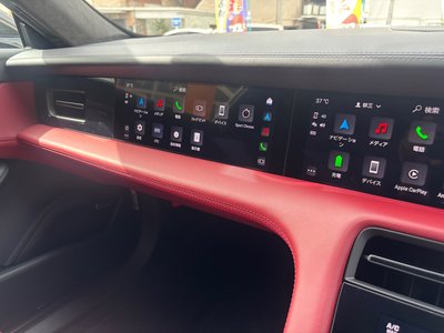2022 Porsche TAYCAN 照片 14
