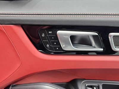2022 Porsche CAYENNE — миниатюра 18