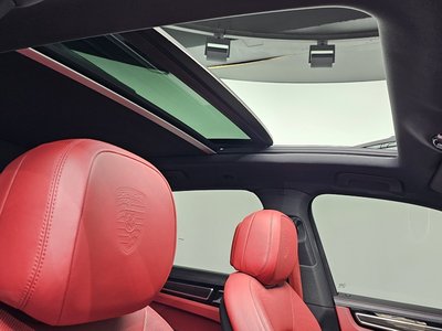2022 Porsche CAYENNE — миниатюра 15