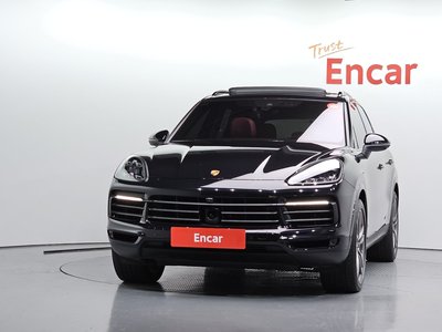2022 Porsche CAYENNE 照片 2