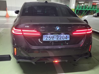 BMW I5 - 3