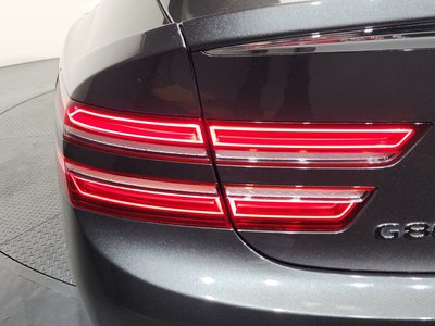 GENESIS G80 (RG3) - 10