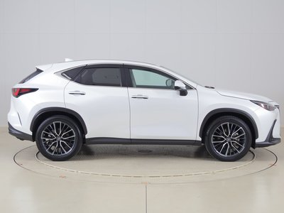LEXUS NX - 4