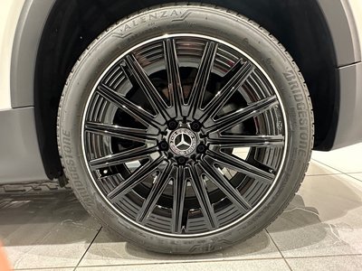 2025 Mercedes-BENZ GLB — миниатюра 14