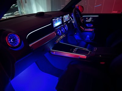 2025 Mercedes-BENZ GLB — миниатюра 28
