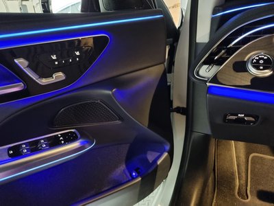 MERCEDES-BENZ E-CLASS - 8