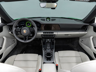 صورة 5 لـ 2023 Porsche 911
