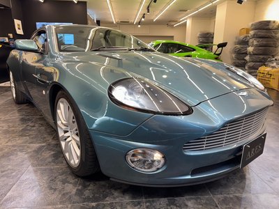 ASTON MARTIN V12 VANQUISH - 1