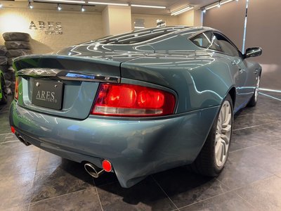 ASTON MARTIN V12 VANQUISH - 8