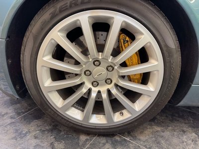 ASTON MARTIN V12 VANQUISH - 6