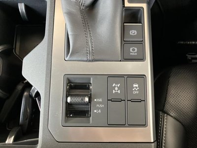 صورة مصغرة 17 لـ 2024 Toyota LAND CRUISER 250