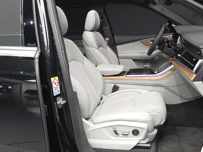 2024 AUDI Q7 — миниатюра 11
