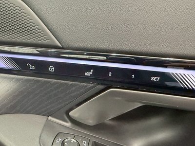 2024 BMW 5 SERIES — миниатюра 41