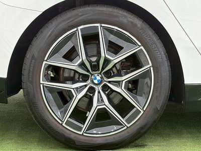 2024 BMW 5 SERIES — миниатюра 22