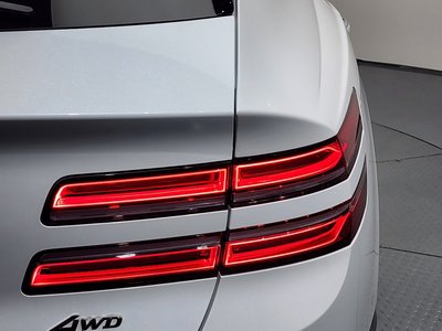 GENESIS GV80 - 10