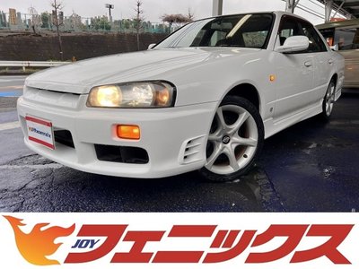 NISSAN SKYLINE