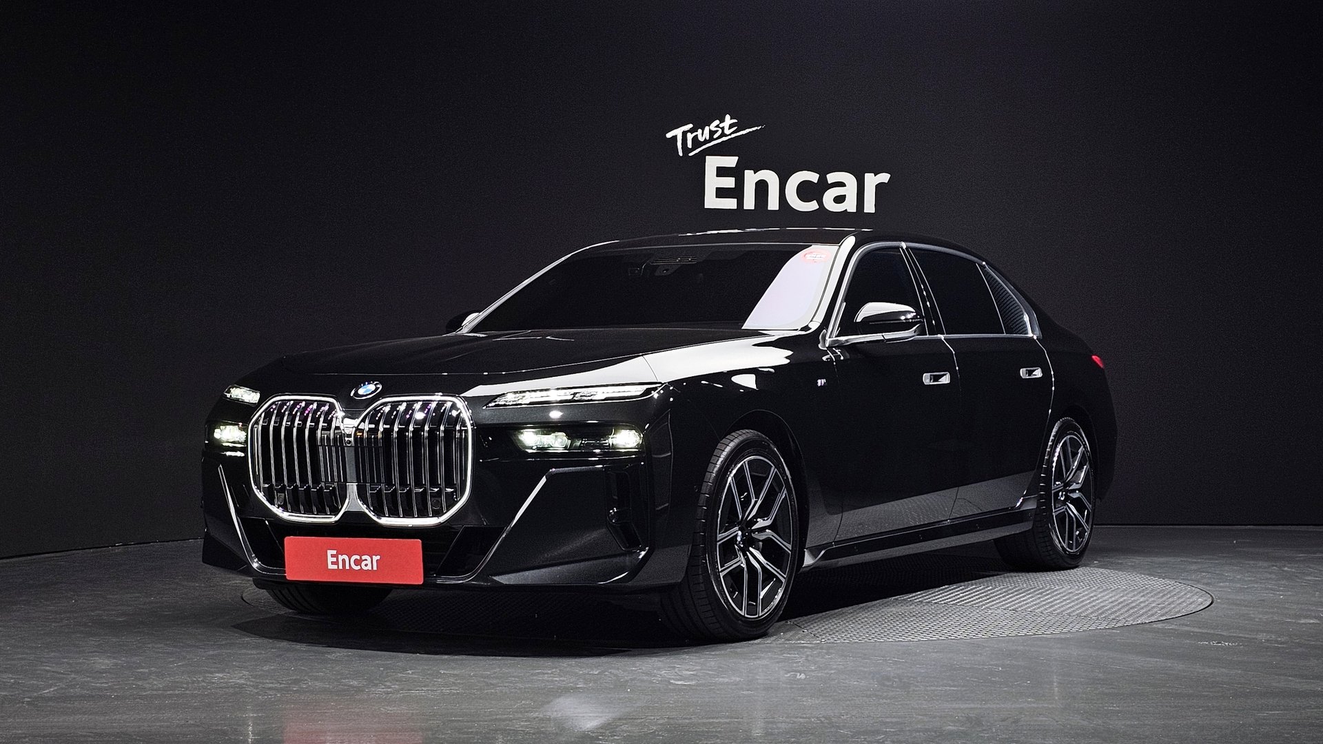 BMW 7 SERIES - View 1