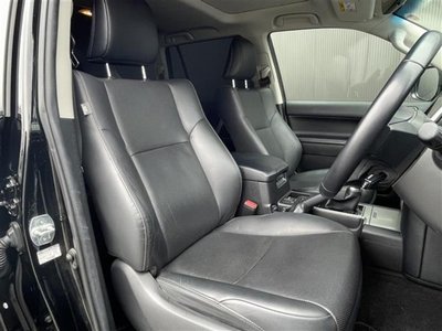 TOYOTA LAND CRUISER PRADO - 8