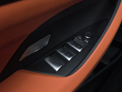 2022 BMW M4 thumbnail 25