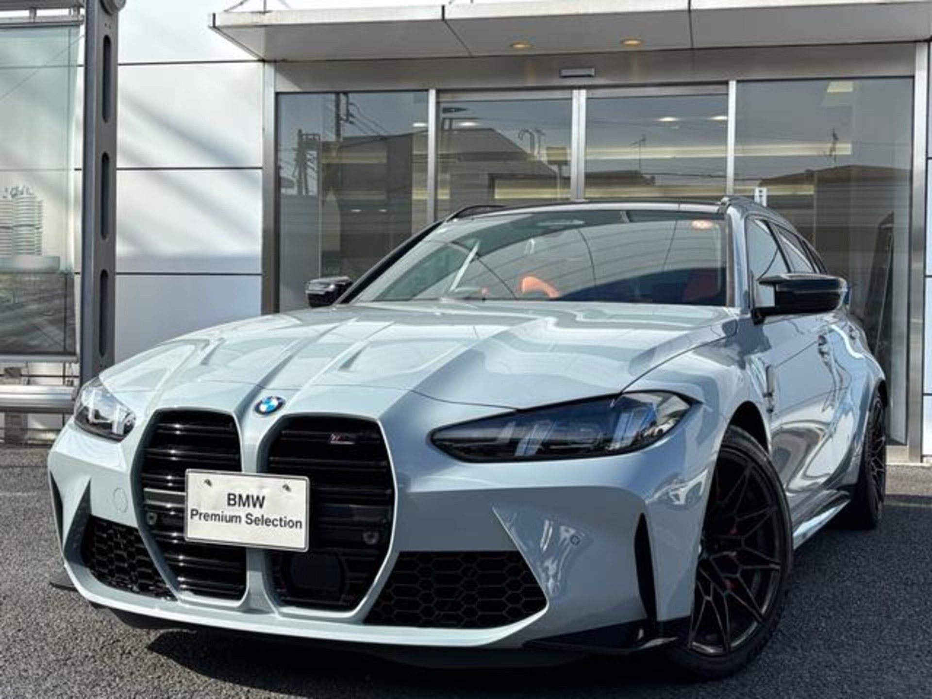 BMW M3 TOURING - View 1