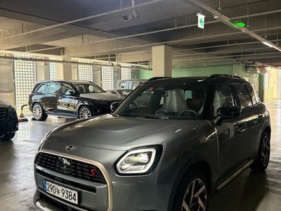 2026 MINI COOPER S COUNTRYMAN photo 1