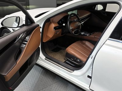 GENESIS G80 (RG3) - 10