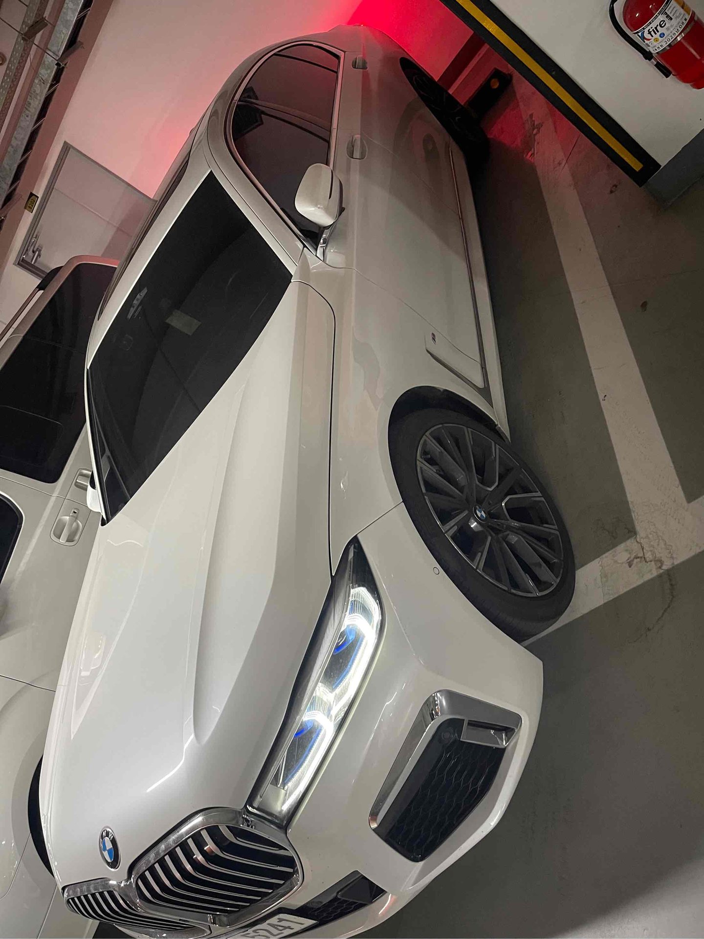 BMW 7 SERIES - View 1