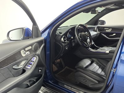 MERCEDES-BENZ GLC - 10