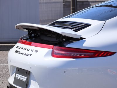 PORSCHE 911 - 8
