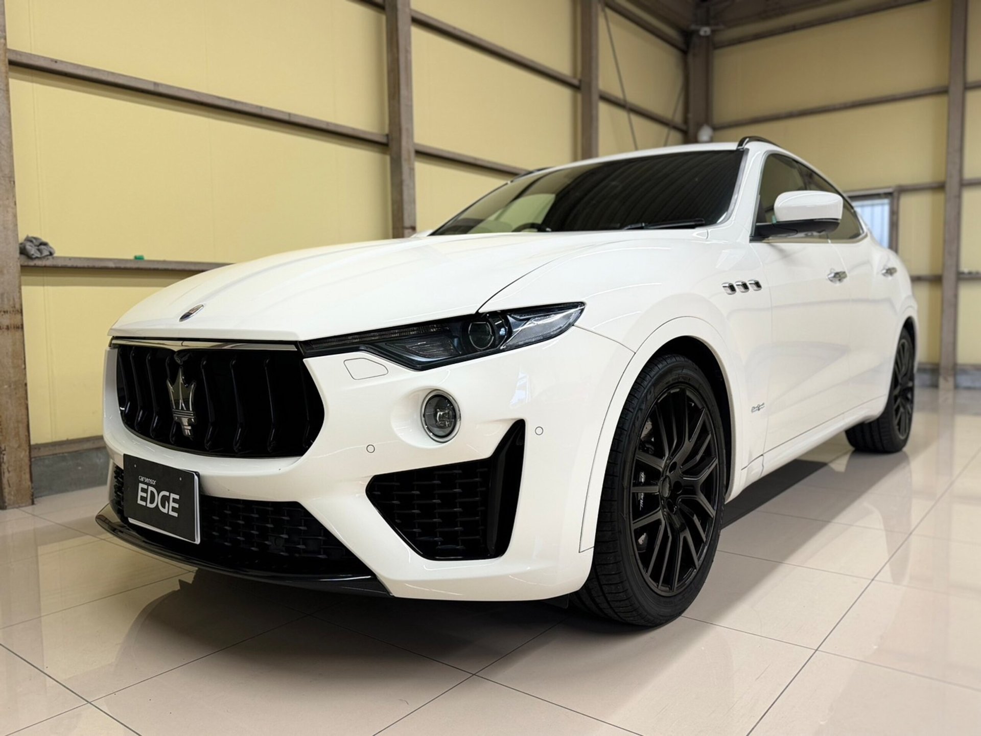 MASERATI LEVANTE - View 1