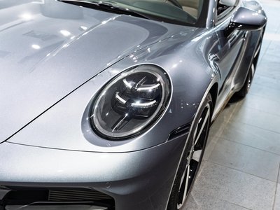 2025 Porsche 911 — миниатюра 16