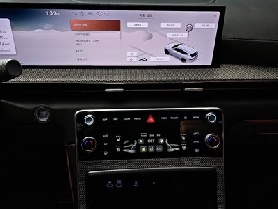 2023 Genesis GV80 — миниатюра 15