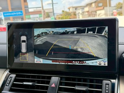 TOYOTA LAND CRUISER 300 - 7