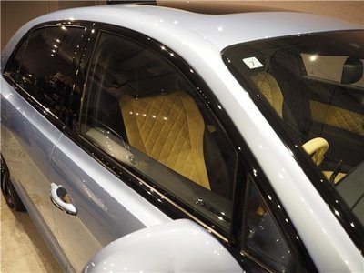 BENTLEY FLYING SPUR - 9