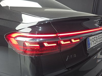 صورة 10 لـ 2021 AUDI A8