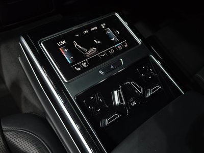 2021 AUDI A8 缩略图 31