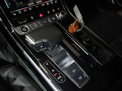 2021 AUDI A8 缩略图 12