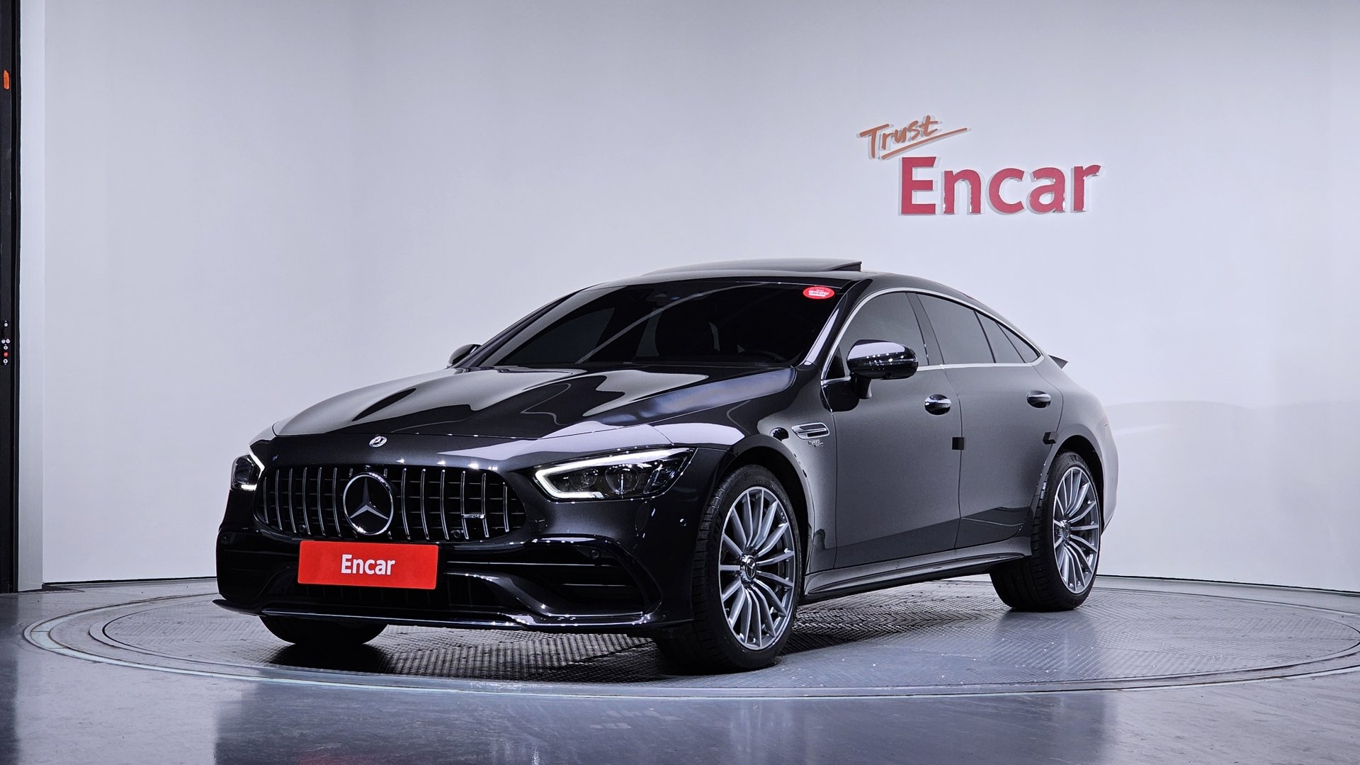 MERCEDES-BENZ GT AMG - View 1