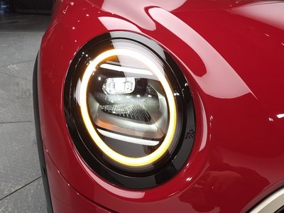 صورة 10 لـ 2024 MINI COOPER S